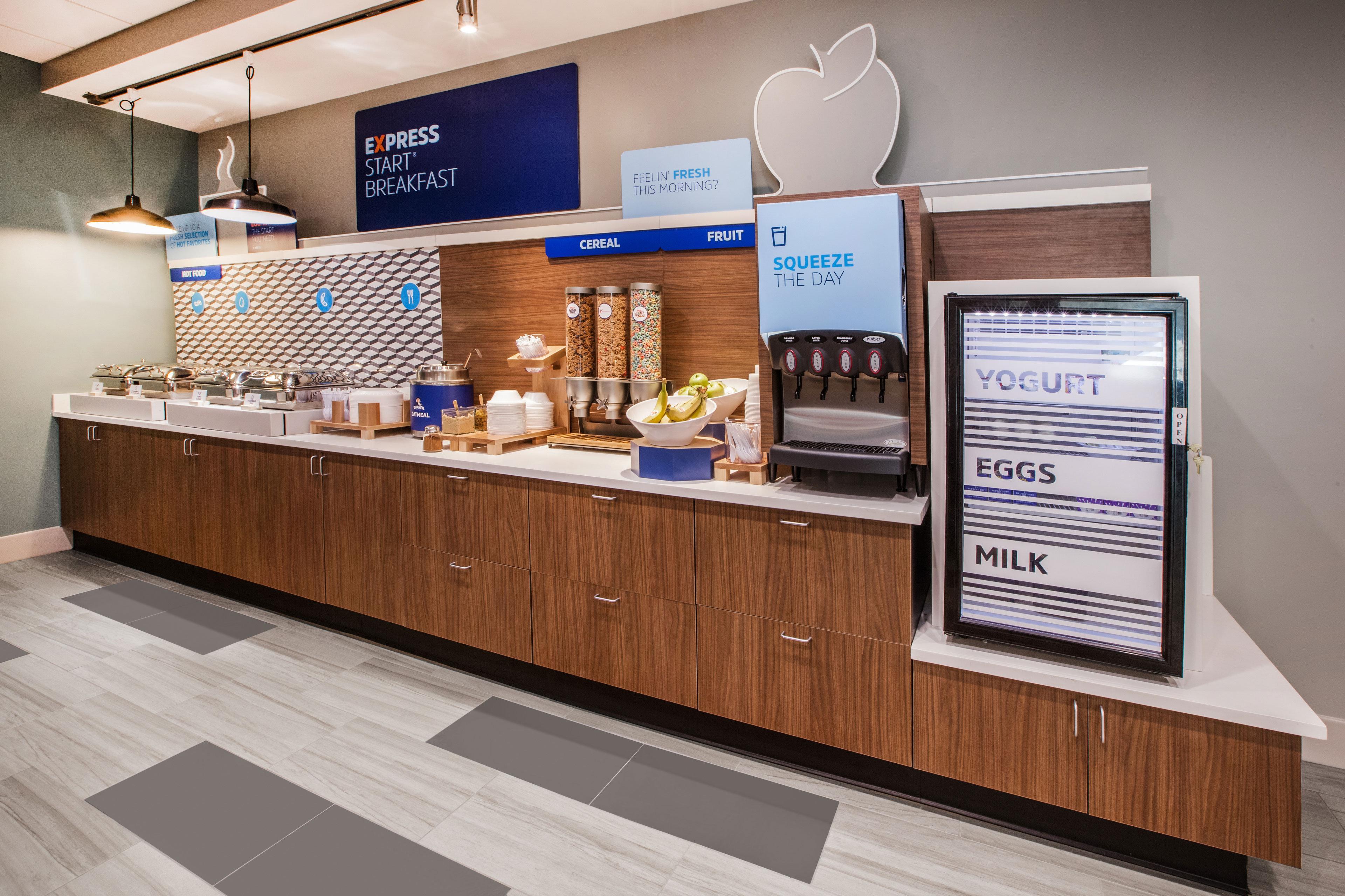 Holiday Inn Express & Suites - Dickinson By Ihg Exterior foto