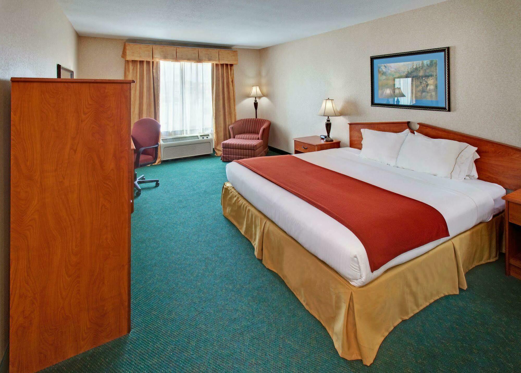 Holiday Inn Express & Suites - Dickinson By Ihg Habitación foto